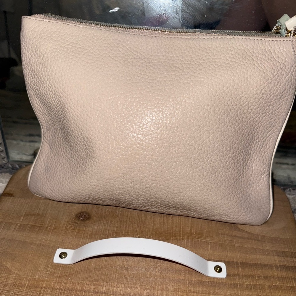 Kate Spade New York
Chester Street Gia Clutch neutral colors bone beige - Picture 6 of 11